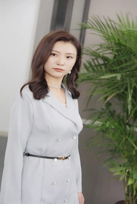 辞职后,前总裁对我余情未了 辞职后,前总裁对我余情未了