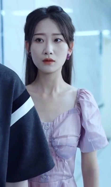 这个妹妹假正经 这个妹妹假正经
