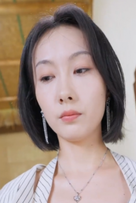 最强桃运小房东 最强桃运小房东